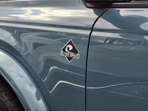 Used 2022 Ford Bronco Outer Banks image 27