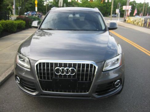 Used 2017 Audi Q5 2.0T Premium Plus w/ Technology Package AWD/4WD image 1