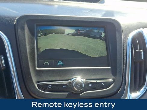 Used 2018 Chevrolet Equinox LS FWD image 11