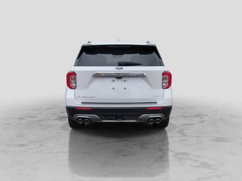 Used 2023 Ford Explorer Platinum w/ Technology Package AWD/4WD image 7