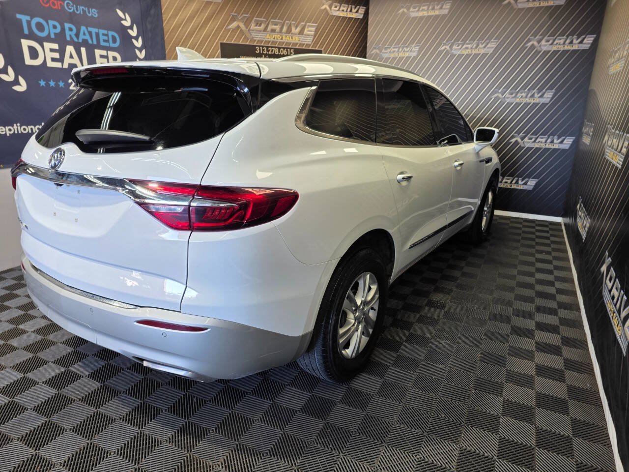 Used 2020 Buick Enclave Essence FWD image 16