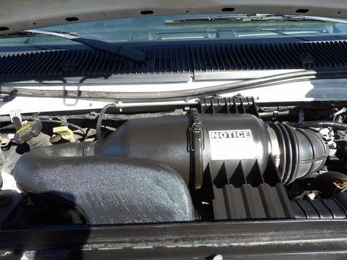 Used 2014 Ford E-350 and Econoline 350 Super Duty RWD image 20