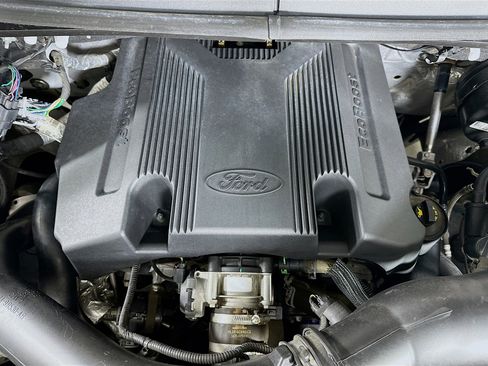 Used 2019 Ford F150 XLT w/ Equipment Group 302A Luxury image 33