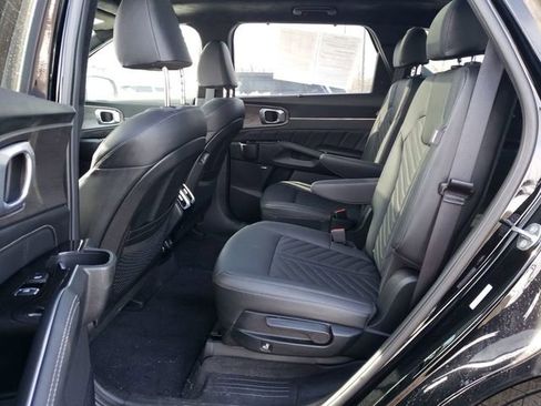 Used 2025 Kia Sorento SX Prestige image 26