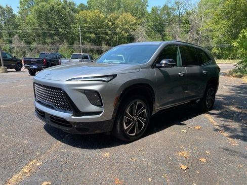 New 2026 Buick Enclave Sport Touring w/ Power Package image 3