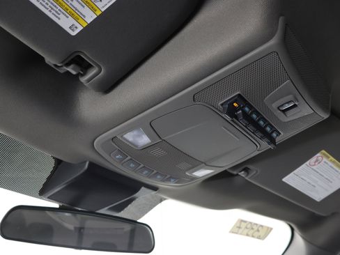 Used 2022 Ford F250 XLT w/ XLT Premium Package image 13