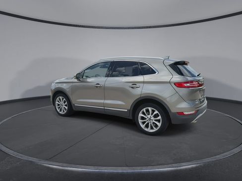 Used 2017 Lincoln MKC Select w/ Select Plus Package AWD/4WD image 6