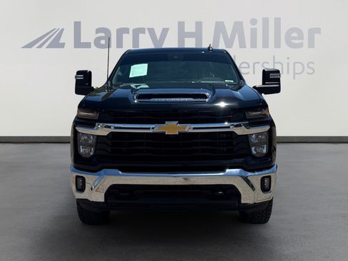 Used 2024 Chevrolet Silverado 2500 LT w/ All Star Edition AWD/4WD image 8