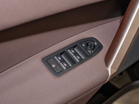 New 2026 BMW iX xDrive45 w/ Premium Package AWD/4WD image 12