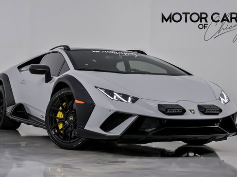 Used 2023 Lamborghini Huracan Sterrato image 1