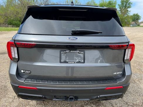 Used 2026 Ford Explorer ST-Line AWD/4WD image 4