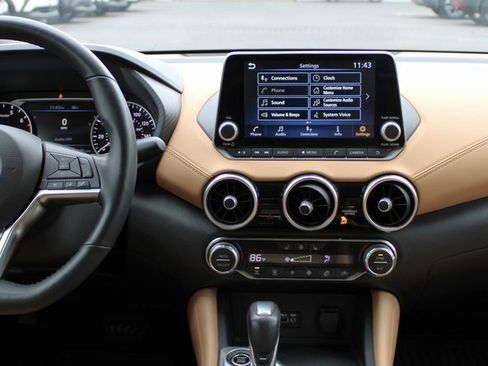 Certified 2023 Nissan Sentra SV w/ SV Premium Package image 27