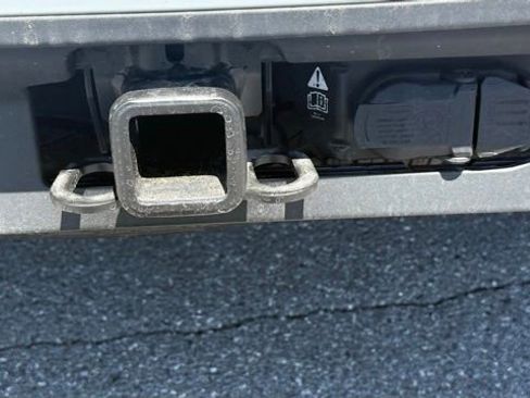 Used 2025 Ford Expedition Active AWD/4WD image 42