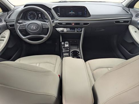 Used 2023 Hyundai Sonata SEL w/ Preferred Accessory Package FWD image 16