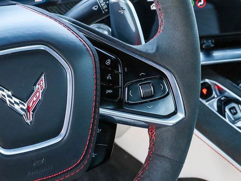 Used 2023 Chevrolet Corvette Stingray Premium Conv w/ Z51 Performance Package RWD image 26