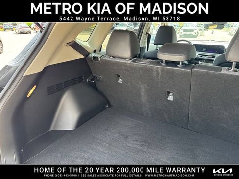 Used 2024 Kia Seltos S AWD/4WD image 32