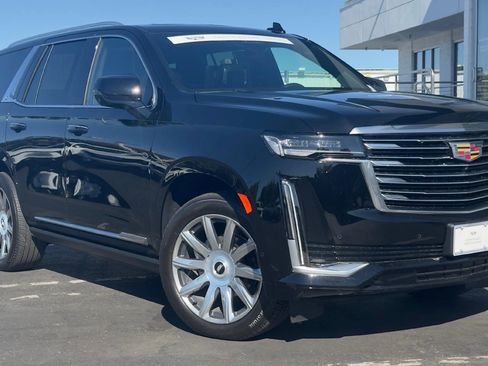 Certified 2024 Cadillac Escalade Premium Luxury Platinum AWD/4WD image 1