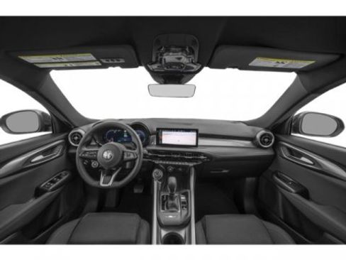 Used 2024 Alfa Romeo Tonale Ti w/ Active Assist Package image 11