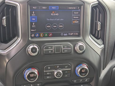 Used 2020 GMC Sierra 1500 AT4 w/ AT4 Premium Package image 23