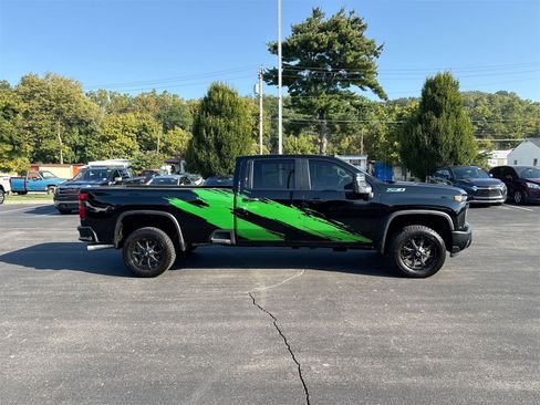 Used 2024 Chevrolet Silverado 3500 W/T w/ WT Convenience Package image 9