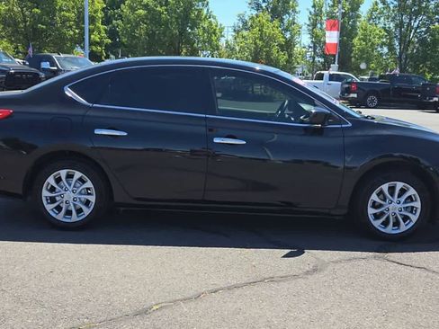 Used 2018 Nissan Sentra SV FWD image 9