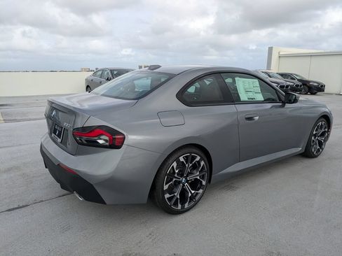 New 2026 BMW 230i Coupe w/ Convenience Package RWD image 4
