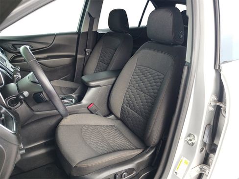 Used 2020 Chevrolet Equinox LT image 26