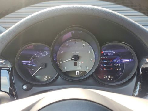 Used 2025 Porsche Macan S image 10
