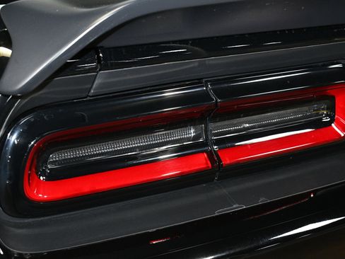 Used 2022 Dodge Challenger R/T Scat Pack RWD image 60