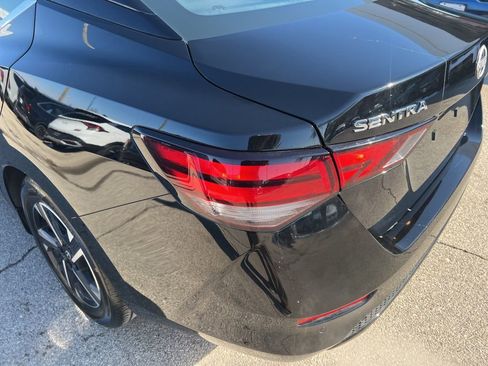 Used 2025 Nissan Sentra SV image 32