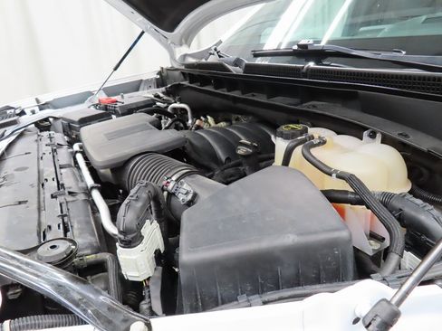 Used 2024 GMC Yukon AT4 image 28