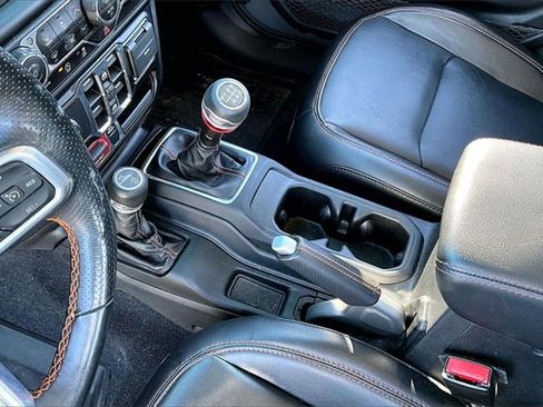 Used 2021 Jeep Gladiator Mojave image 19