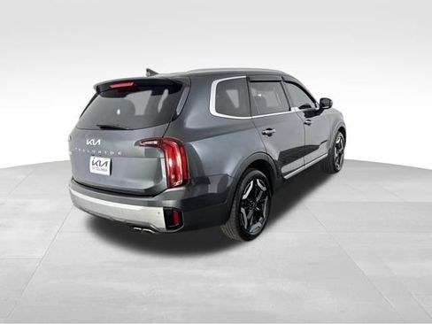Used 2024 Kia Telluride S w/ S Sunroof Package FWD image 7