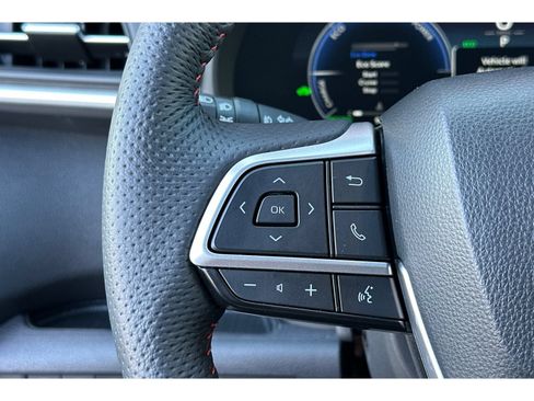 Certified 2025 Toyota Sienna XSE w/ XSE Premium Package AWD/4WD image 30