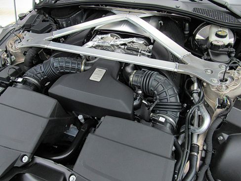 Used 2023 Aston Martin V8 Vantage Roadster image 26