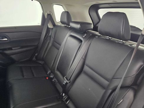 Used 2023 Nissan Rogue SV w/ SV Premium B Package FWD image 17
