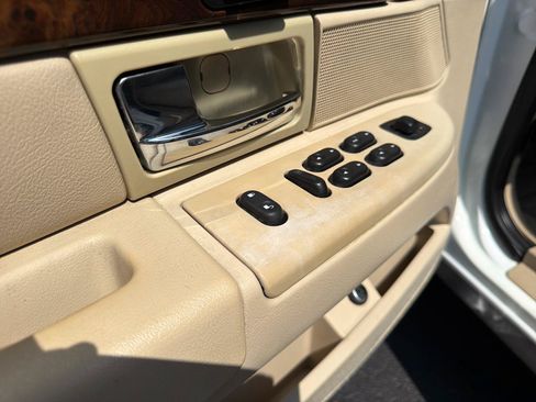 Used 2008 Mercury Grand Marquis GS RWD image 17