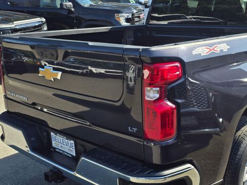 Used 2022 Chevrolet Silverado 1500 LT image 13