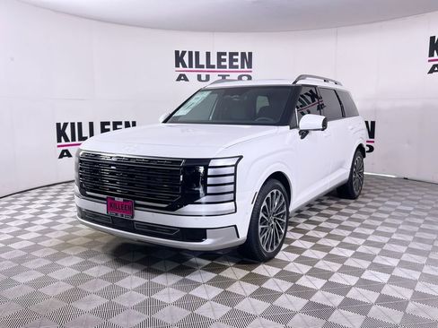 New 2026 Hyundai Palisade Calligraphy FWD image 3