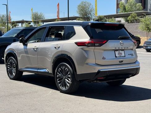 New 2026 Nissan Rogue Platinum AWD/4WD image 3