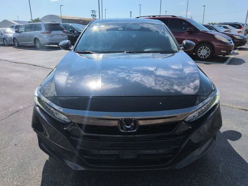 Used 2019 Honda Accord Sport image 9