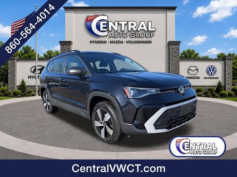 Used 2025 Volkswagen Taos S AWD/4WD image 1