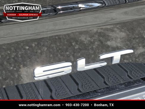 Used 2025 GMC Sierra 1500 SLT AWD/4WD image 15