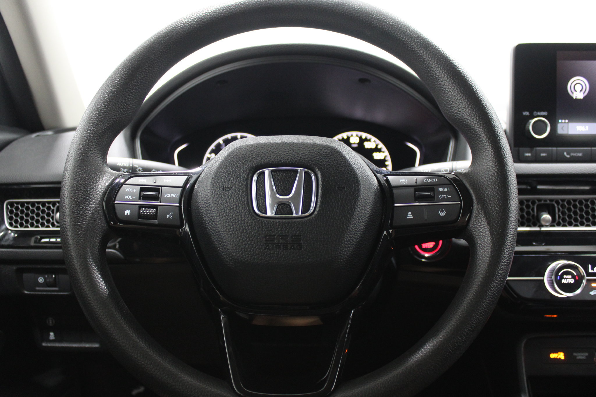 Used 2023 Honda Civic LX image 29
