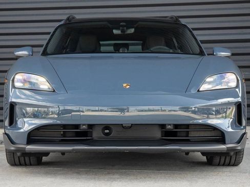 Used 2025 Porsche Taycan 4 Cross Turismo image 53