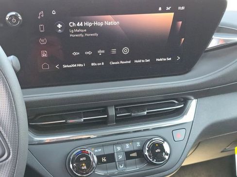 New 2026 Buick Envista Preferred image 8