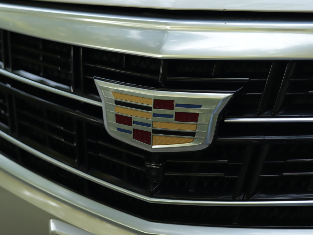 Used 2016 Cadillac XTS Luxury w/ Driver Awareness Package FWD image 34