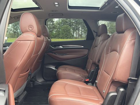 Used 2019 Buick Enclave Avenir FWD image 14