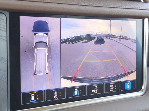 Used 2021 GMC Yukon XL Denali w/ Denali Ultimate Package image 32