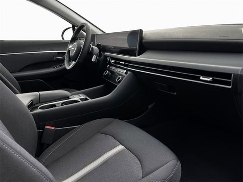 New 2025 Hyundai Sonata SEL image 15